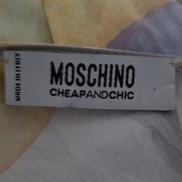 GORGEOUS AUTHENTIC MOSCHINO CHEAP AND CHIC SIZE 10 - Picture 3 of 5